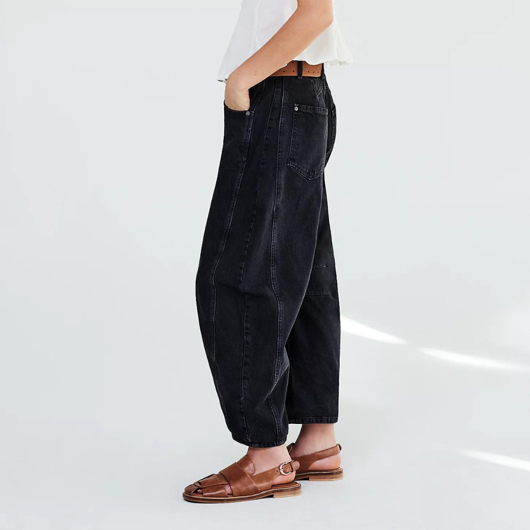 Salomé™ | Comfortable jeans with a wide fit