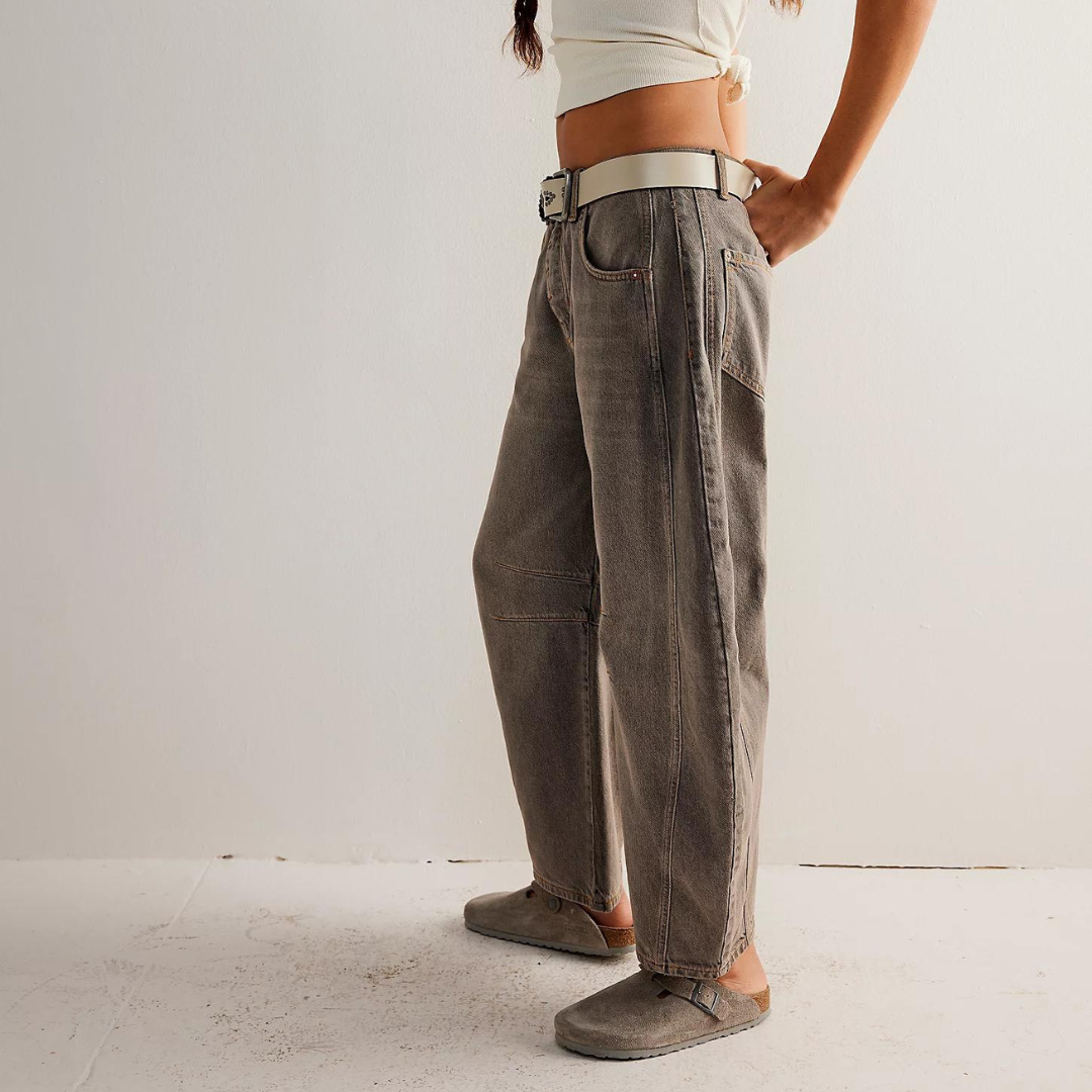 Salomé™ | Comfortable jeans with a wide fit