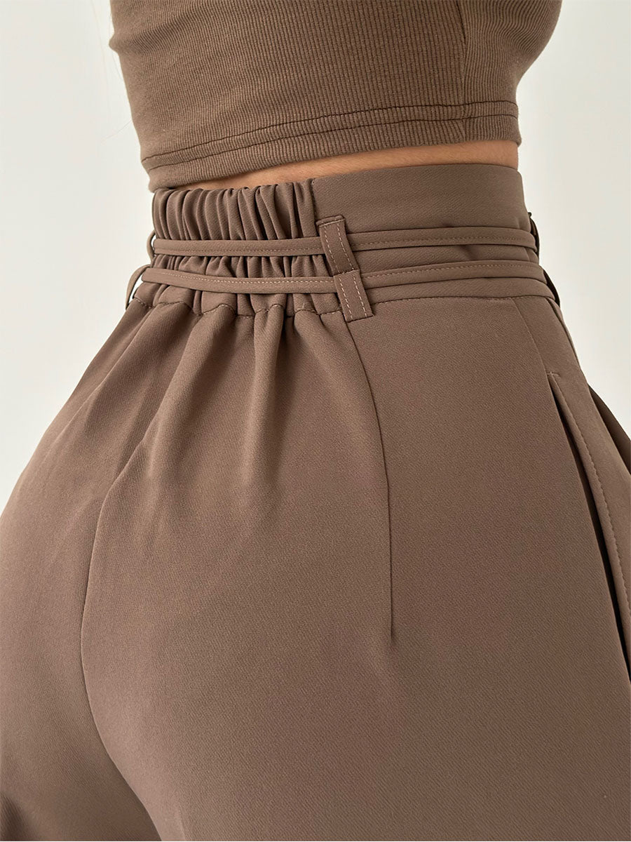 Lina™ | Elegant wide-leg trousers with high waistband and belt detail