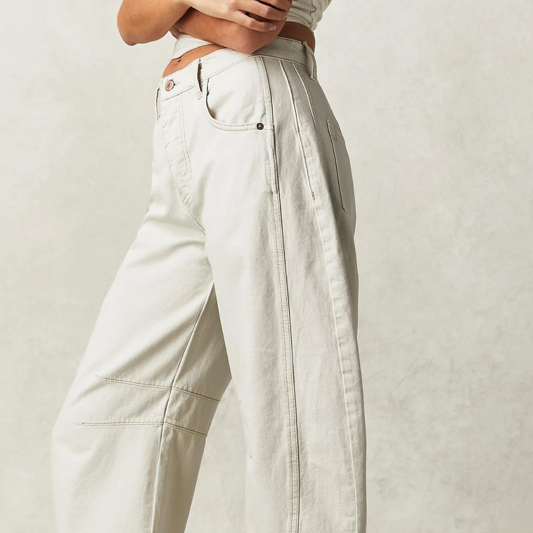 Salomé™ | Comfortable jeans with a wide fit