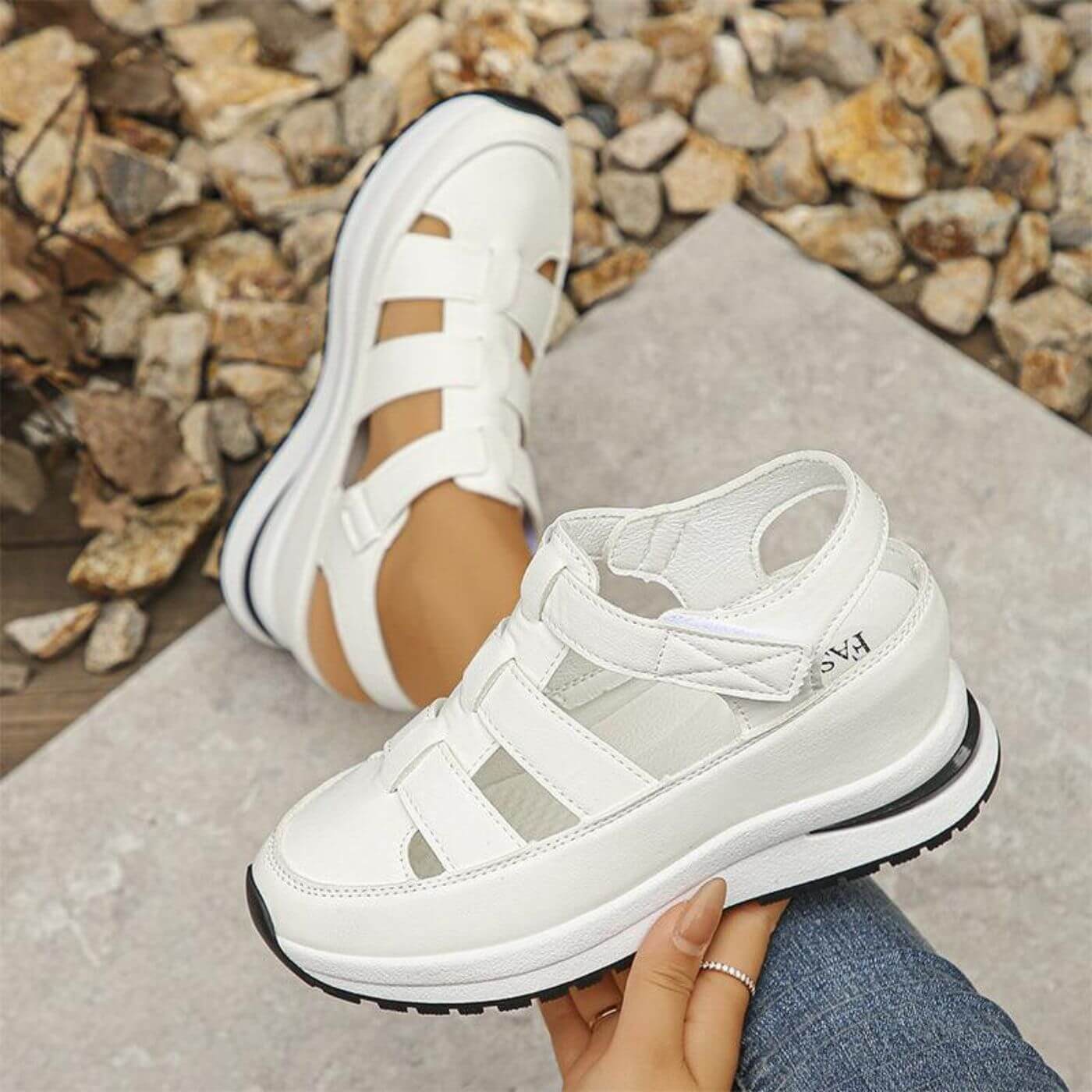 White / 35