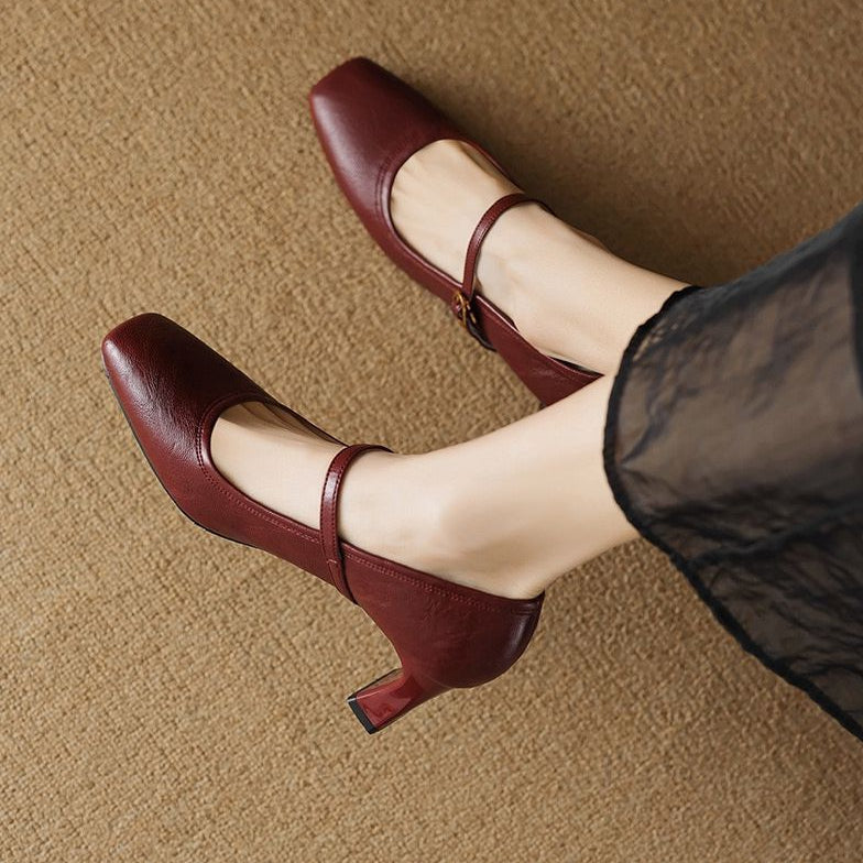 Clara - Classic Leather Mary Janes