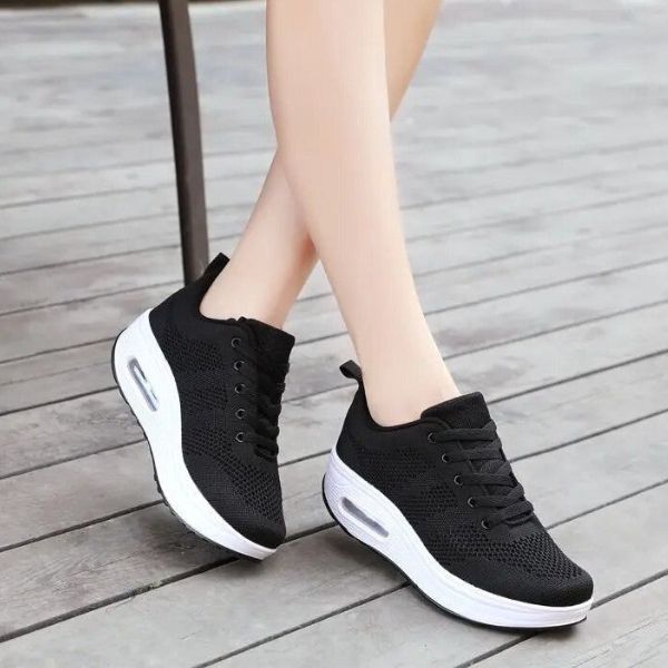 Black / 35
