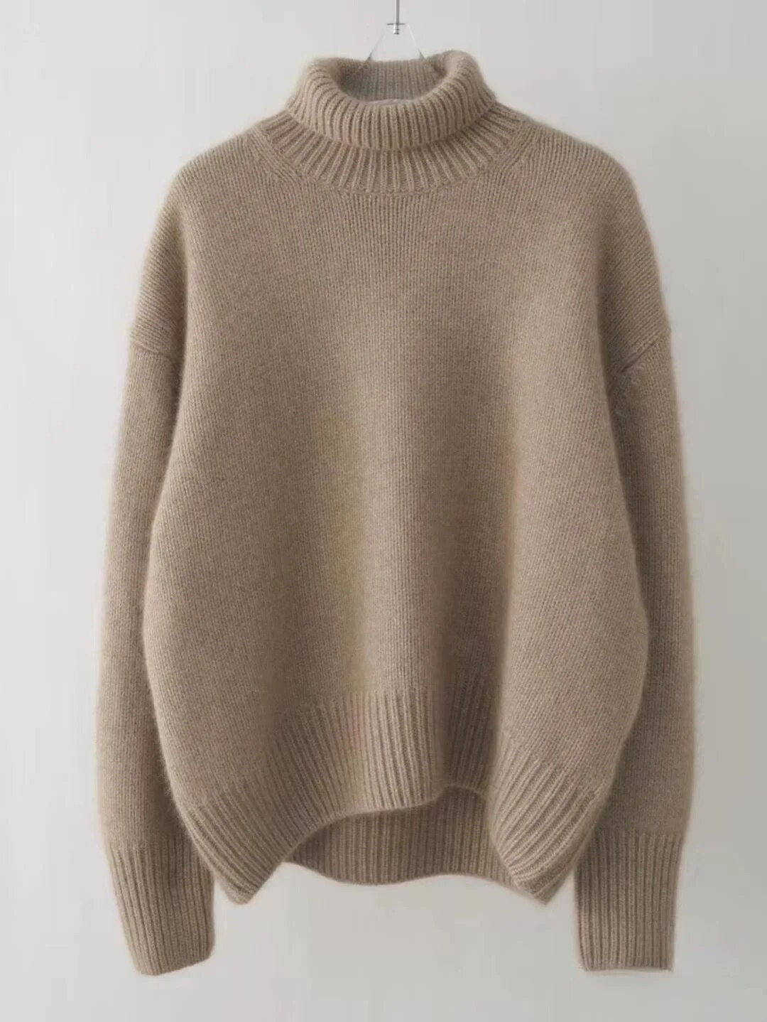 Snuggle - Casual turtleneck sweater