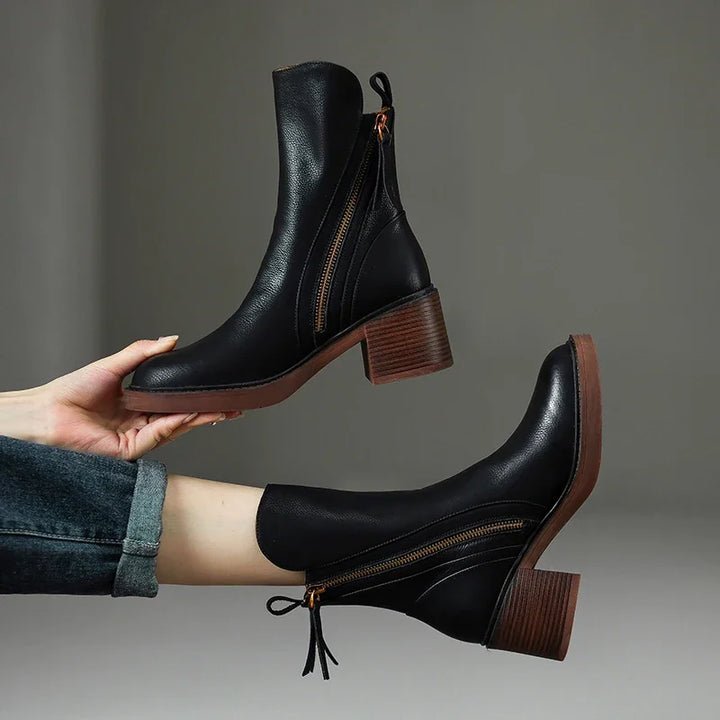 Black / 34