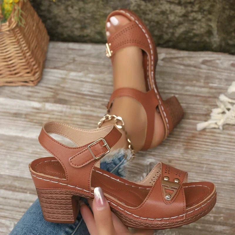 Brown / 36