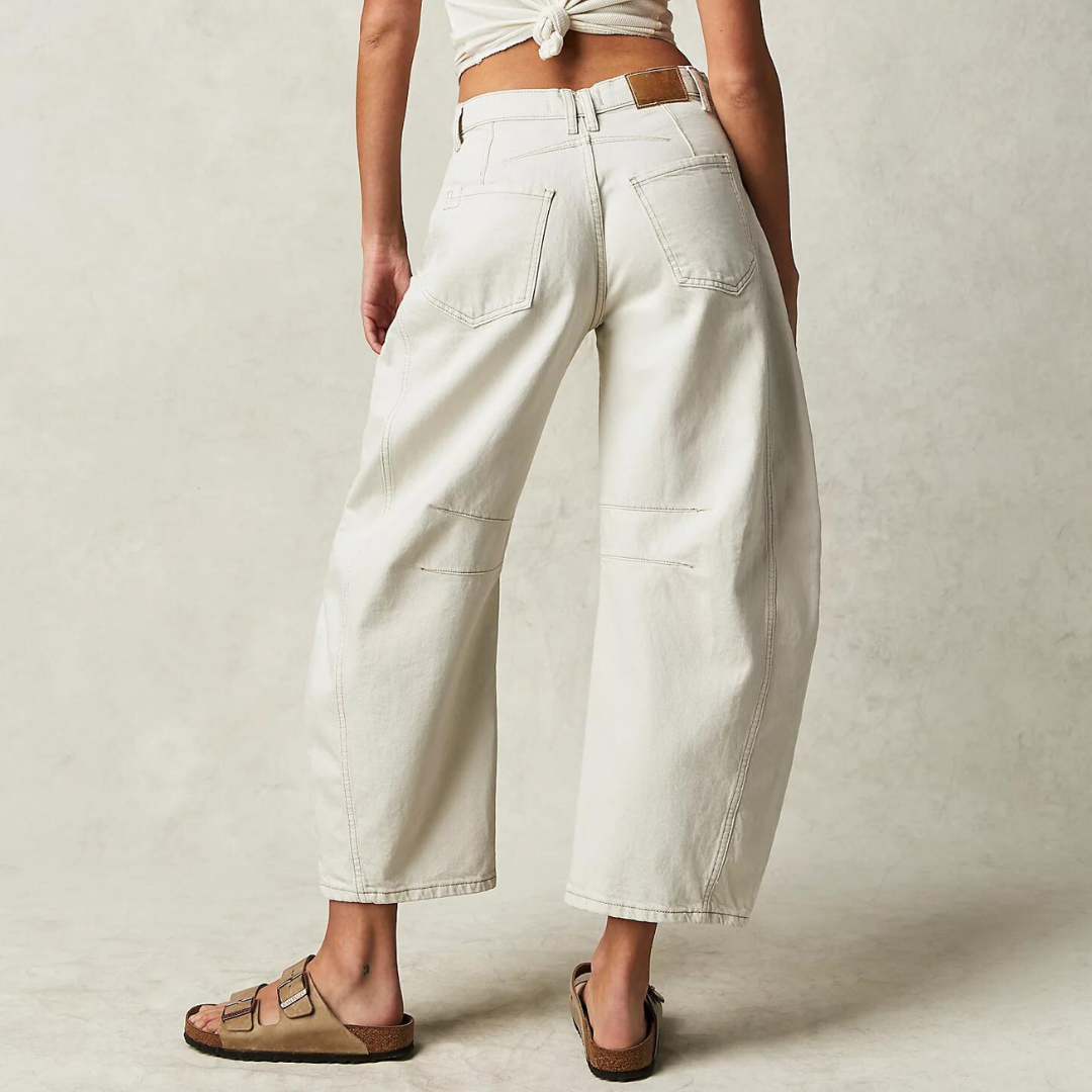 Salomé™ | Comfortable jeans with a wide fit