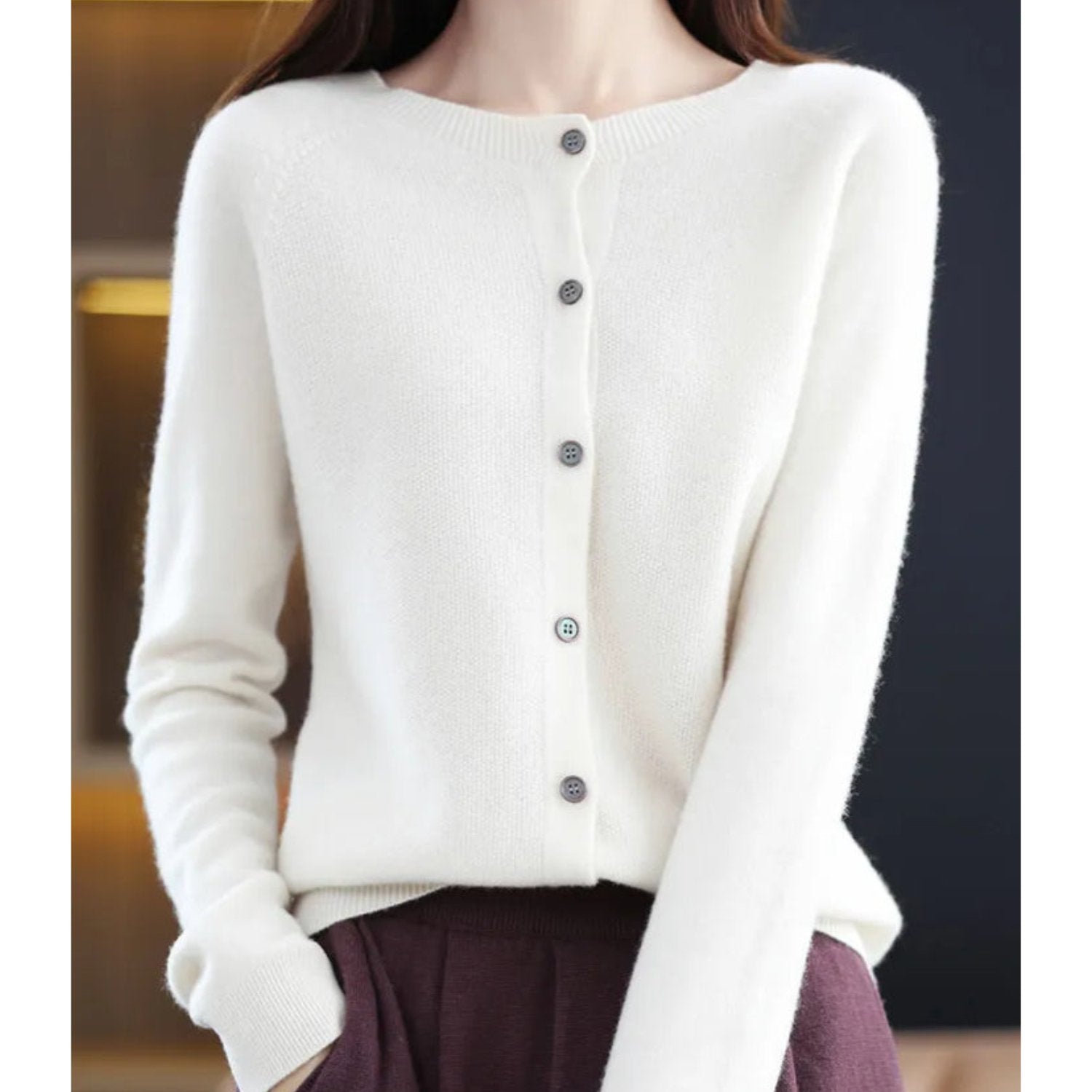 White / S